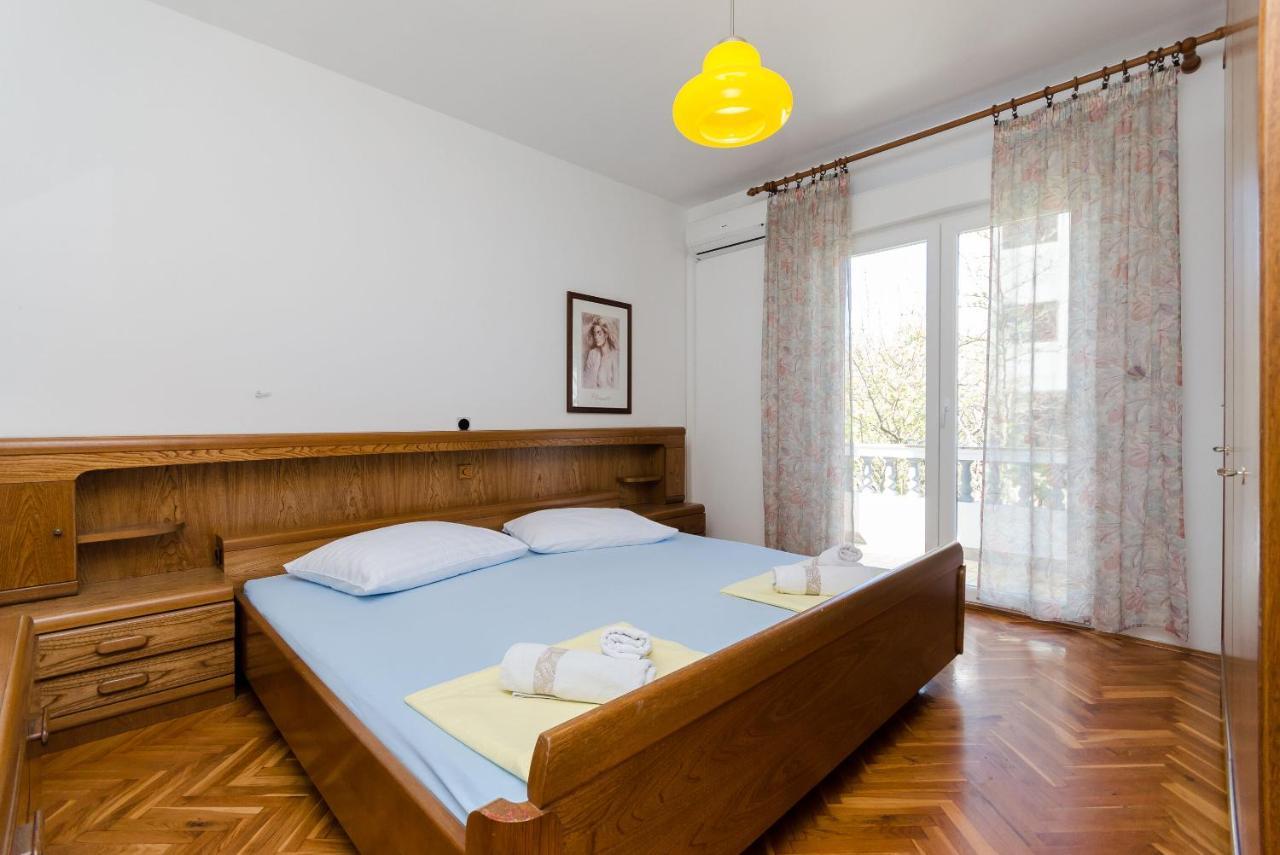 Apartments Slavica R Банёл Экстерьер фото