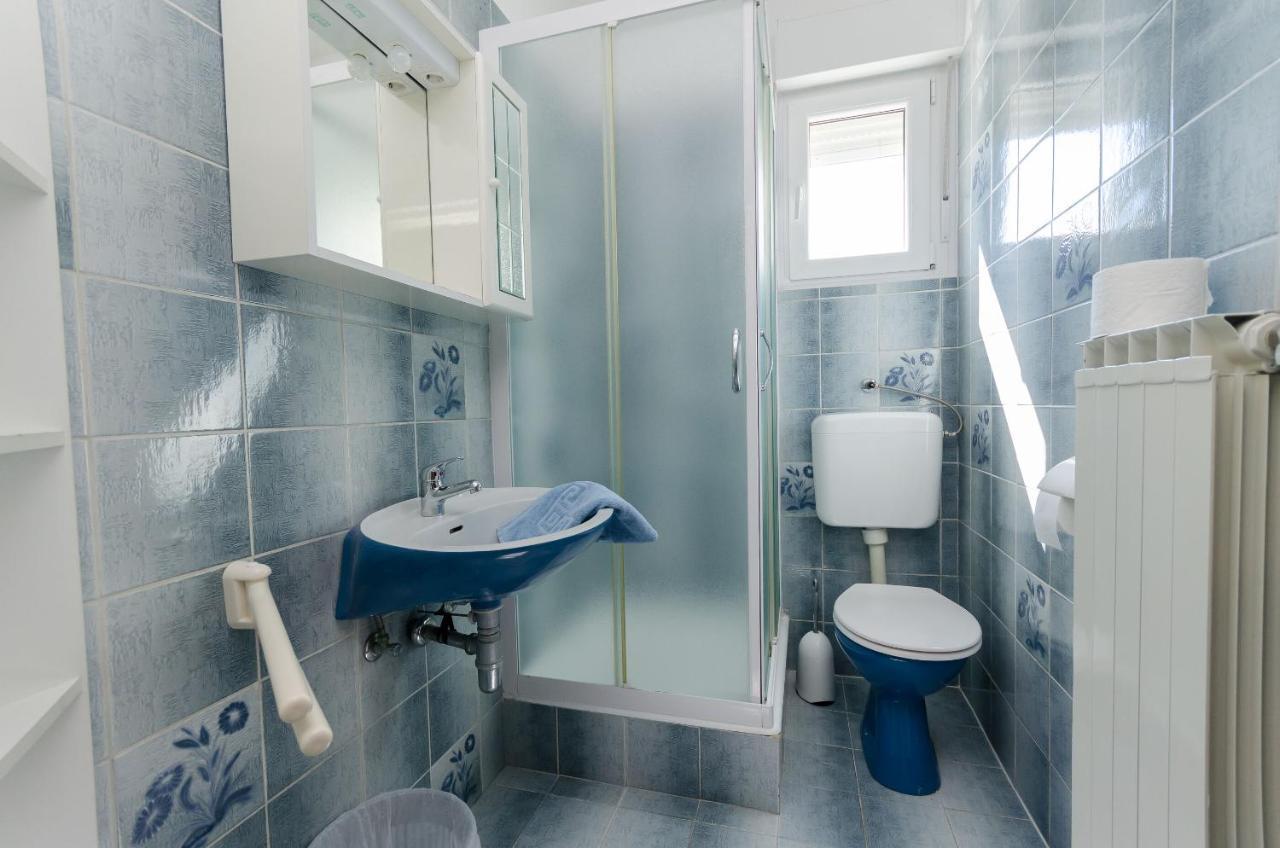 Apartments Slavica R Банёл Экстерьер фото