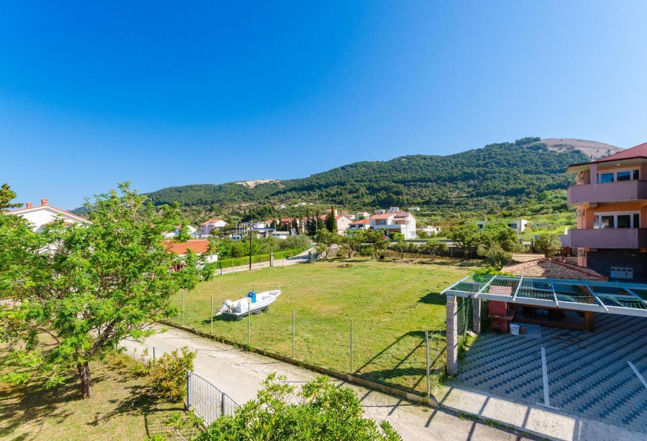 Apartments Slavica R Банёл Экстерьер фото