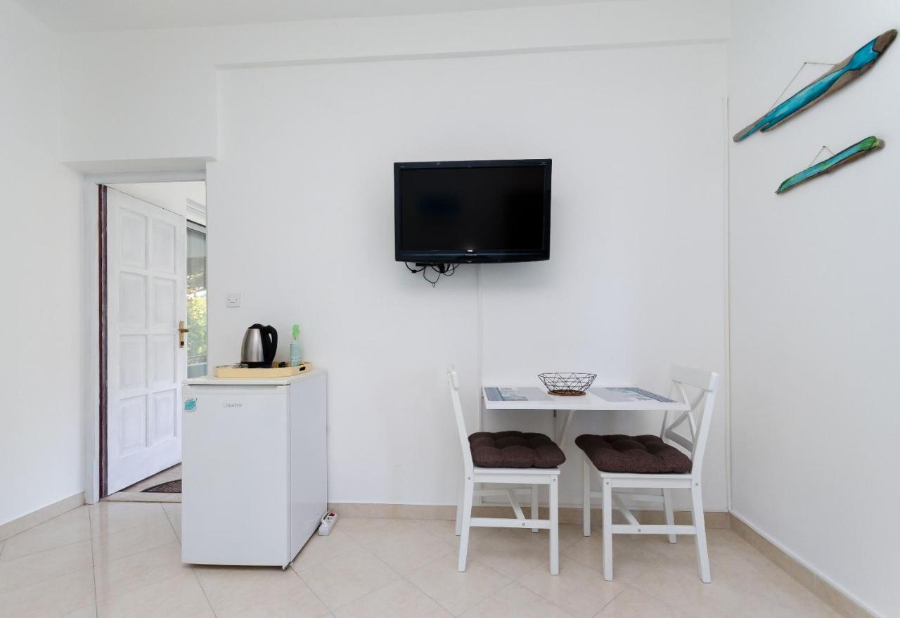 Apartments Slavica R Банёл Экстерьер фото