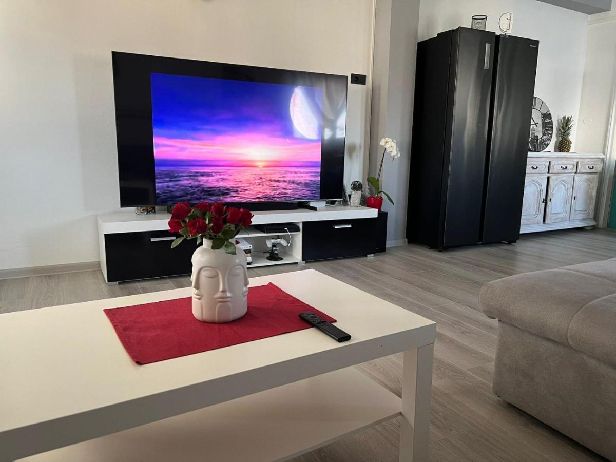 Apartments Slavica R Банёл Экстерьер фото